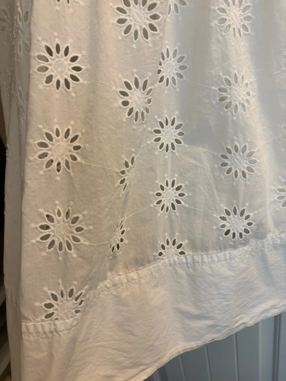 JCrew Factory Cotton Eyelet MIDI Skirt, size Small - Picture 7 of 9